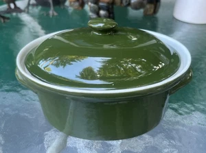 HALL Restaurant  Ware - White & Forest Green Lidded Casserole - 1960s  - 7" - Picture 1 of 7
