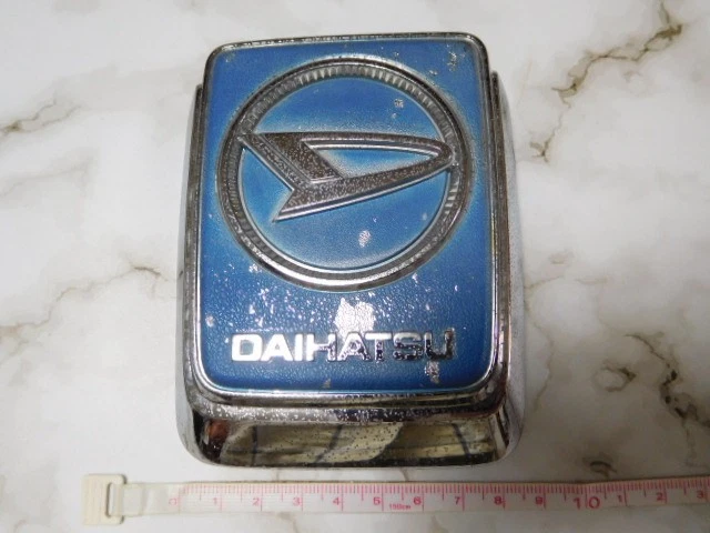 Daihatsu Hijet S35 S36 S37 Front Emblem Badge Vintage Rare Used Excellent JAPAN - Image 1 of 4