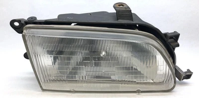 Conjunto de lámpara de faro lateral derecho pasajero Toyota Tercel Rh 1995-1996 *Nota* Foto 1 de 4