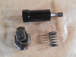 1984 84 HONDA TRX200 REAR DRIVE SHAFT + U JOINT 40250-VM5-000 TRX 200 T1038 - Foto 1 di 8