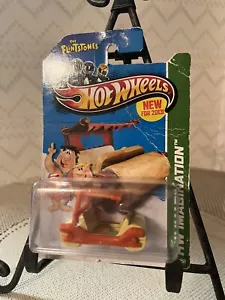 Hot Wheels 2013 Retro Entertainment The Flintstones The Flintmobile NEW - Picture 1 of 2