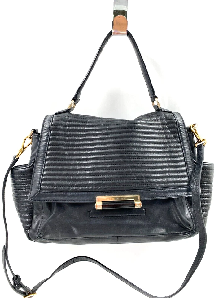 Bolso de Mano Grande DIANE VON FURSTENBERG Courier Rail Cuero Acolchado Negro Foto 1 de 4