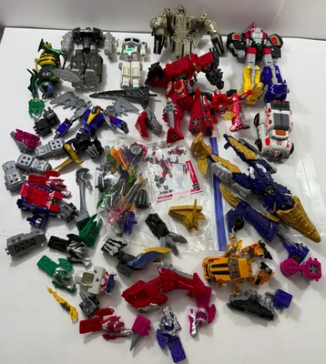 Huge lot of TRANSFORMERS (and maybe other parts) INCOMPLETE See photos - Image 1 of 4