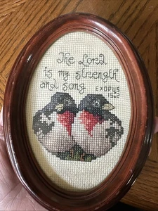 Cross Stitch Oval Frame  Birds Cottagecore Granny Frame 5x7 - Picture 1 of 2