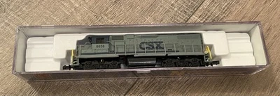 Life-Like Trains N-Scale GP-38 CSX Diesel Locomotive #7842 w/ Original Box - Image 1 of 4