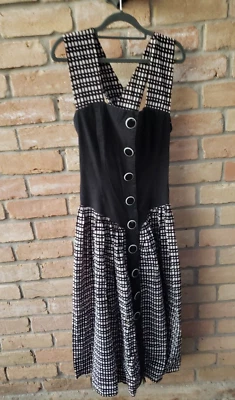 Vestido de sol Leslie Lucks negro blanco años 80/50 de colección talla M? Correas cruzadas DEFECTOS Foto 1 de 4
