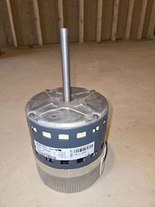 HD44AE158 Carrier 1/2Hp 120/240V1Ph 300-1300Rpm OEM INSTALLED NEVER RAN - Picture 1 of 2