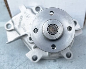 Water pump Dayco DP1159 1989 1990 1991 1992 Daihatsu Charade - Picture 1 of 6