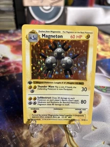 1° Edizione Magneton 9/102 Set Base 1999 Shadowless Holo Rara Carta Pokémon WOTC - Foto 1 di 9