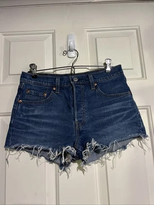 Pantalones Cortos de Jean Levis 501 Para Mujer 25 Botones Mosca Tiro Alto Denim Corte Flor Azul Foto 1 de 4