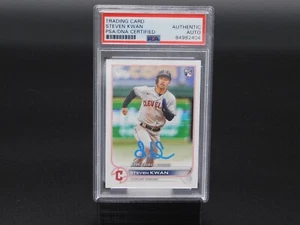 Steven Kwan Firmado RC Novato Debut 2022 Topps Actualización Serie Tarjeta Guardianes PSA - Imagen 1 de 2