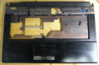 Carcasa superior para portátil Clevo | Alimentación HannStar y placa LED | Panel táctil Foto 1 de 4