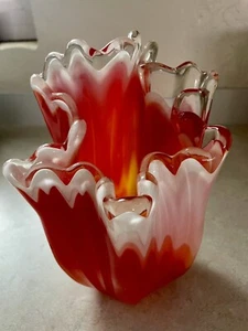 Art Glass - Handkerchief 8" Vase - Fiery Colors of Red & Orange - Picture 1 of 10