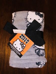 Hello Kitty Halloween 2 Pack Gray Hand Towels