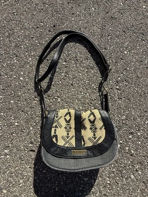 Bolsa tiracolo Dakine Kenzie estampa tribal boho preta bronzeada bolsa de lona 10,5x8x4 - Imagem 1 de 4