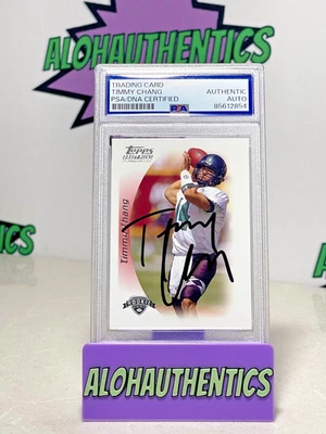 TIMMY CHANG SIGNED 2005 TOPPS ROOKIE CARD HAWAII WARRIORS PSA ON CARD AUTO - Image 1 of 2