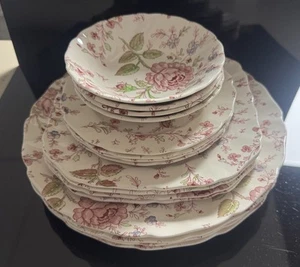 Johnson Brothers Rose Chintz Ironstone made in England 16 Pieces - Picture 1 of 21