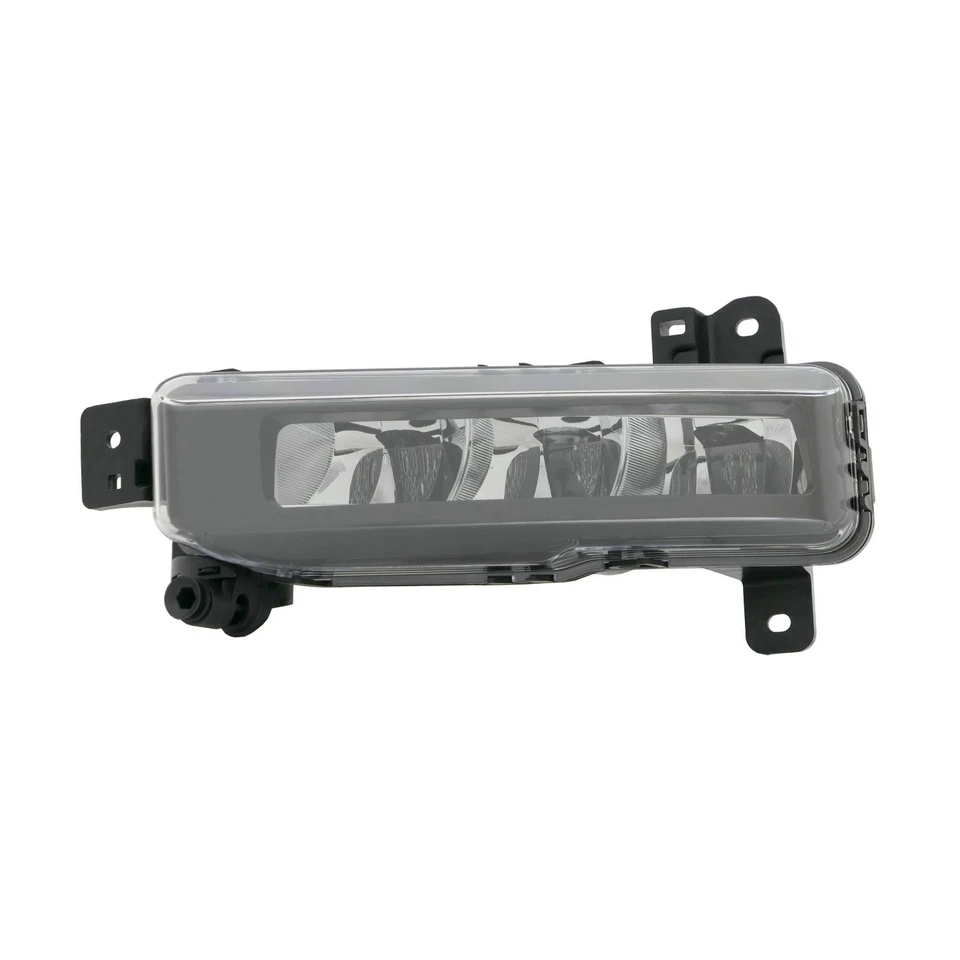 Luz antiniebla LED del lado izquierdo del conductor para BMW 330e xDrive 21-24; certificado CAPA Foto 1 de 1
