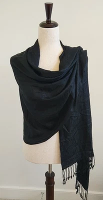 De Colección Negro Damasco Flecos Bufanda Mantón Envoltura Oscuro Romance Capricho Lujo Academia Foto 1 de 4