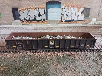 Weathered Citx Jtlx Djjx Gondola With Scrap Load - Image 1 of 4