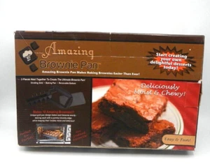 Brownie Pan Raffreddamento Rack Griglia Divisoria Nuova con Scatola (Nuova con Scatola) Rende 18 Brownies - Foto 1 di 5