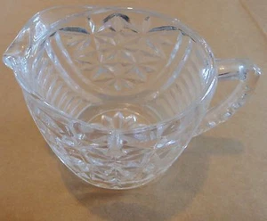 Pressed Glass Cream Pitcher VINTAGE , STARS and BARS ANCHOR HOCKING - Picture 1 of 3