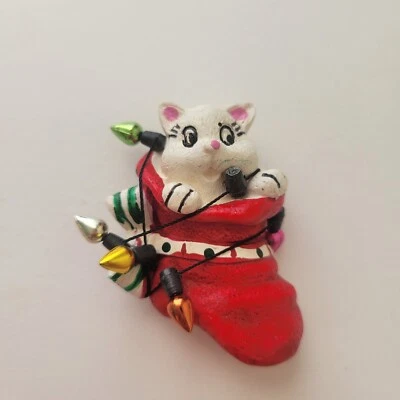 Vintage Resin Christmas Kitty Kitten Cat in Stocking with Lights Pin Brooch - Image 1 of 3