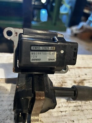 IGNITION COIL FITS JAGUAR XKR 4.0 SUPERCHARGED 2000-2003 *USED* XW93-12029-AB - Image 1 of 2