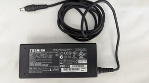 Toshiba PA3378E-3AC3 AC Adaptor Output 15V 5.0A Input 100-240V 75W Genuine - Picture 1 of 2