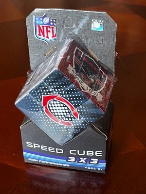 NFL Football Speed Cube - 3D Skill Puzzle Cube 3x3x3 Chicago Bears.  - Image 1 of 4