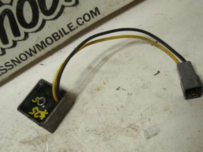 Regulador de voltaje para moto de nieve Ski Doo MXZ Formula Plus MX Mach 1 440 500 583 670 Foto 1 de 2