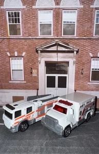 Lot Of 2 Matchbox Scania P 360 Fire Engine # 5 & Matchbox FFH20 Ambulance NLFFP - Picture 1 of 12