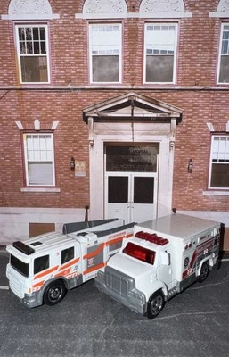 Lot Of 2 Matchbox Scania P 360 Fire Engine # 5 & Matchbox FFH20 Ambulance NLFFP - Image 1 of 4