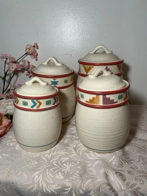 Juego de 4 botes de cerámica Treasure Craft crema rojo verde suroeste Saratoga Foto 1 de 4