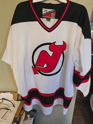 NUEVA CAMISETA DE HOCKEY RETRO VINTAGE DEVILS TALLA XL ADULTO Foto 1 de 4