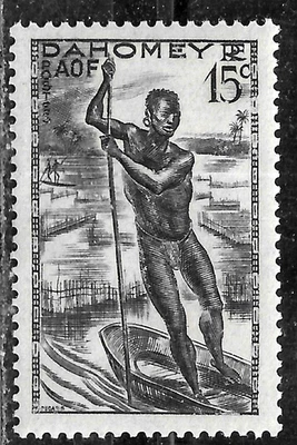 HICK GIRL- MINT FRENCH DAHOMEY STAMP   SC#117  1941  MAN POLING CANOE   L645 - Image 1 of 2