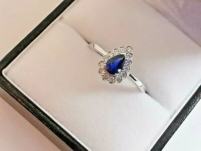 ANILLO RACIMO DIAMANTES ZAFIRO PERA AZUL ORO BLANCO 750 18 quilates Luke Stockley  Foto 1 de 4