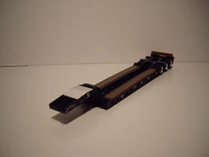 FIRST GEAR 1/50 NEGRO TALBERT 555A TRI EJE LOWBOY DIECAST MASTERS - Imagen 1 de 5