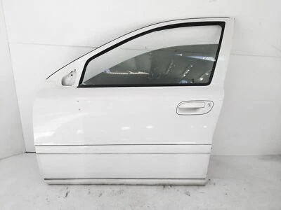 Puerta delantera izquierda Volvo S60 2004-2009 - blanca 30796486 - algunos arañazos Foto 1 de 4