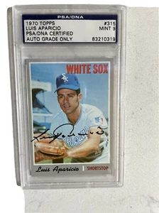 1970 Topps Luis Aparicio Autograph PSA/DNA 9 HOF - Picture 1 of 3