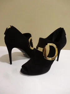 GUCCI Hasler Horsebit Accent Peep Toe Black Suede Boots Size 37/US 7 - Picture 1 of 9