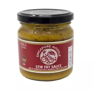 Singapore Noodle Stir Fry Sauce M&S 190g - Picture 1 of 5