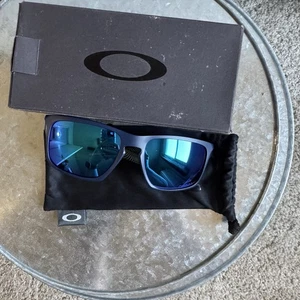 Oakley Sliver Asia Fit Sunglasses Prizm Sapphire Iridium Lenses OO9269-1957 NIB - Picture 1 of 5