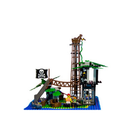 LEGO Pirates: Forbidden Island (6270)