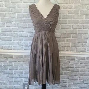 Vestido J.Crew Gris Seda Cuello en V Retro Swing Fit y Acampanado Silencioso Lujo Dinero Antiguo 4 - Imagen 1 de 10