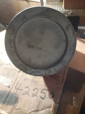 Napa 2046 Air Filter Replaces Wix 42046 - image 1 of 3