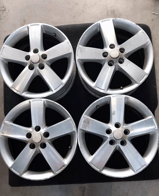 Disco de rueda trasera. En aleación Izquierda FORD GALAXY (CA1) 2.0 TDCi (103Kw) - Imagen 1 de 4