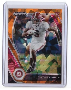 2021 Panini Prizm Draft Picks - #101 Orange Ice Prizm - DeVonta Smith RC - Foto 1 di 1