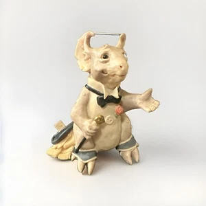 Real Musgrave Whimsical World of Pocket Dragons Opera Gargoyle Read - Picture 1 of 6