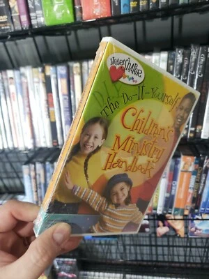 The Do-It-Yourself Children's Ministry Handbook CD  from Heart Shaper NEW 🇺🇸  - Image 1 of 4